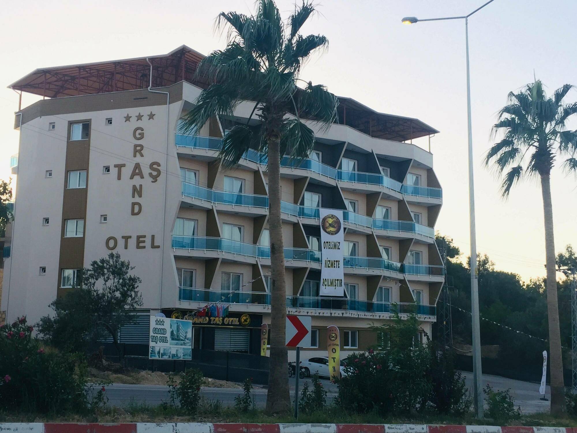 Grand Tas Otel Mut Kültér fotó